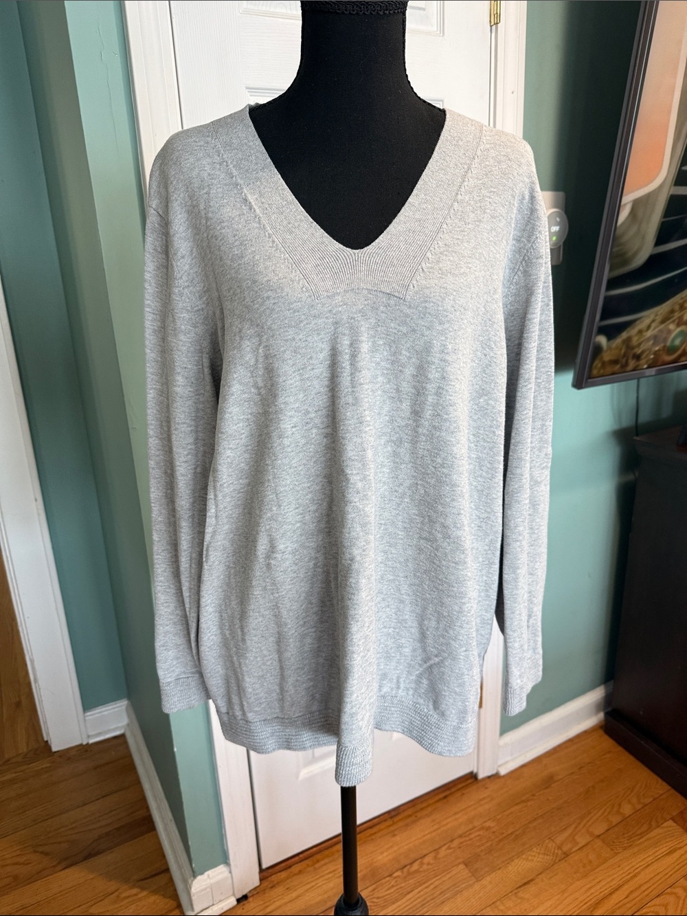 TOMMY HILFIGER grey sweater vneck lightweight XXL